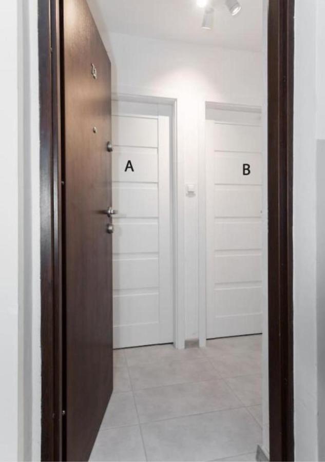 Superapart Belwederska Room B Ministudio Warsawa Bagian luar foto